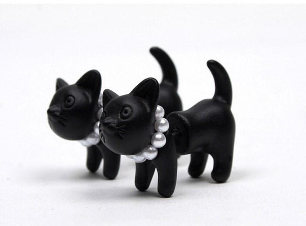 Cat Pearl Stud Earrings